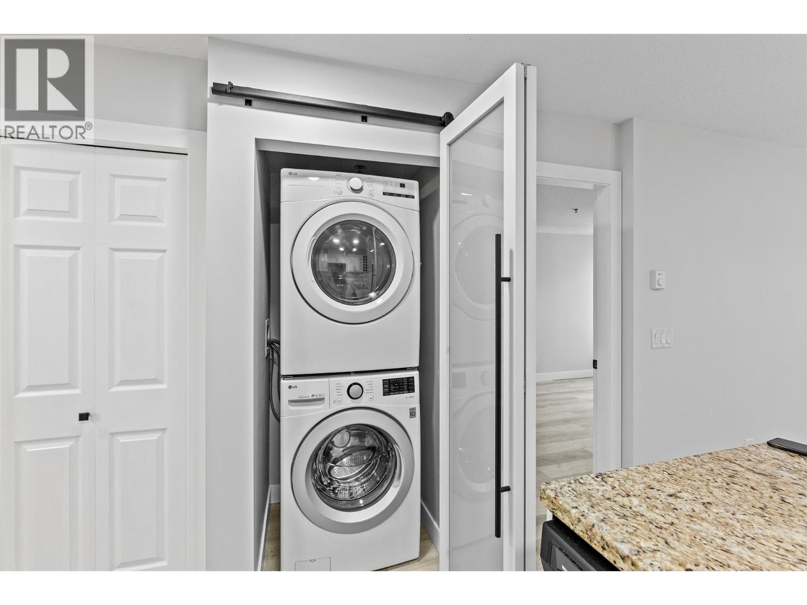 1083 Sunset Drive Unit# 319, Kelowna, British Columbia  V1Y 9Z1 - Photo 31 - 10361595