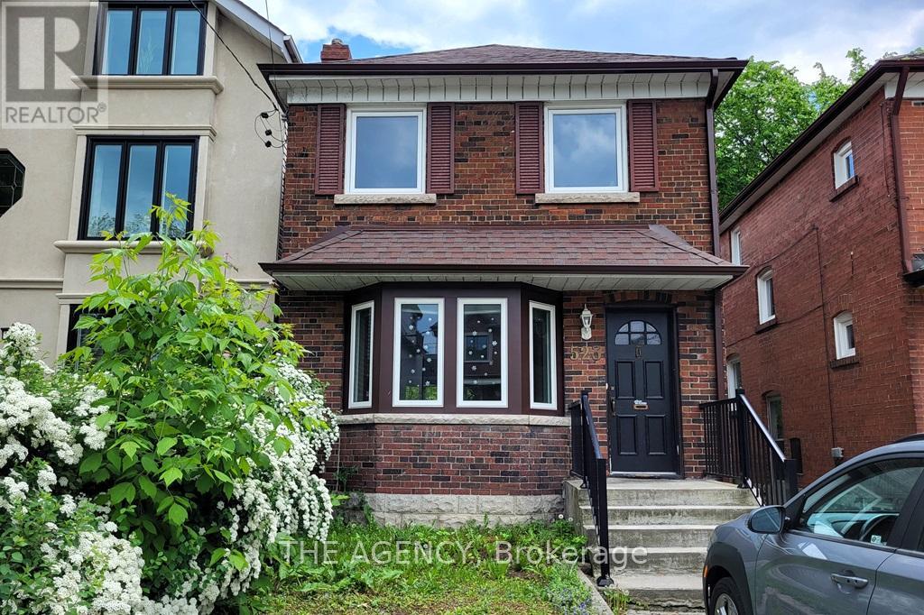 523 Soudan Avenue, Toronto, Ontario  M4S 1X1 - Photo 2 - C12417935