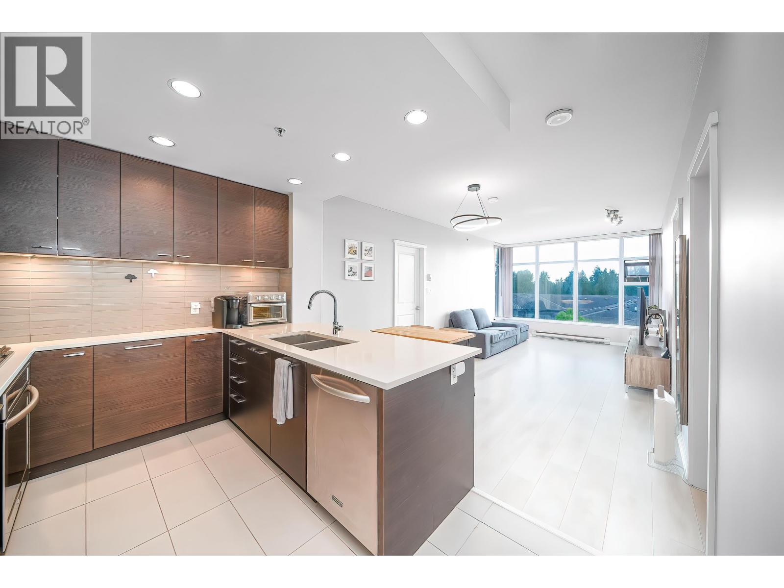 602 3102 Windsor Gate, Coquitlam, British Columbia  V3B 0J3 - Photo 14 - R3046579