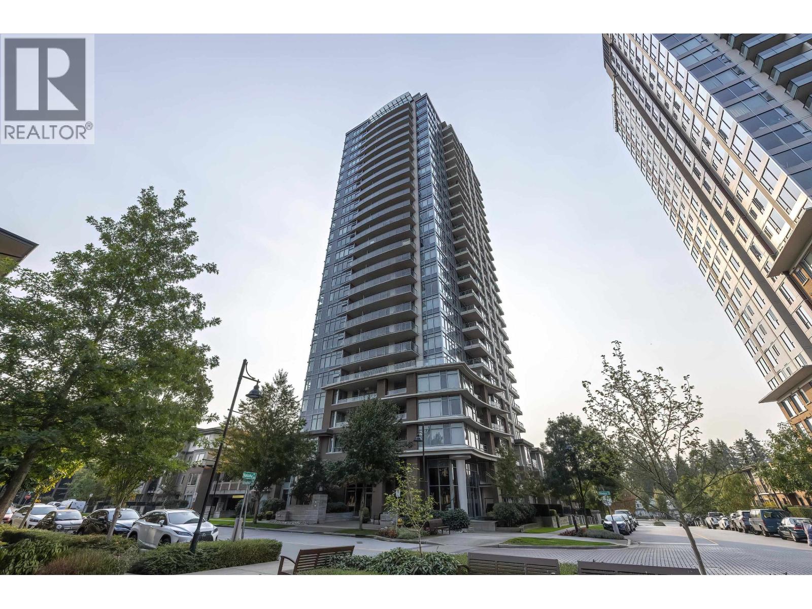 602 3102 Windsor Gate, Coquitlam, British Columbia  V3B 0J3 - Photo 1 - R3046579