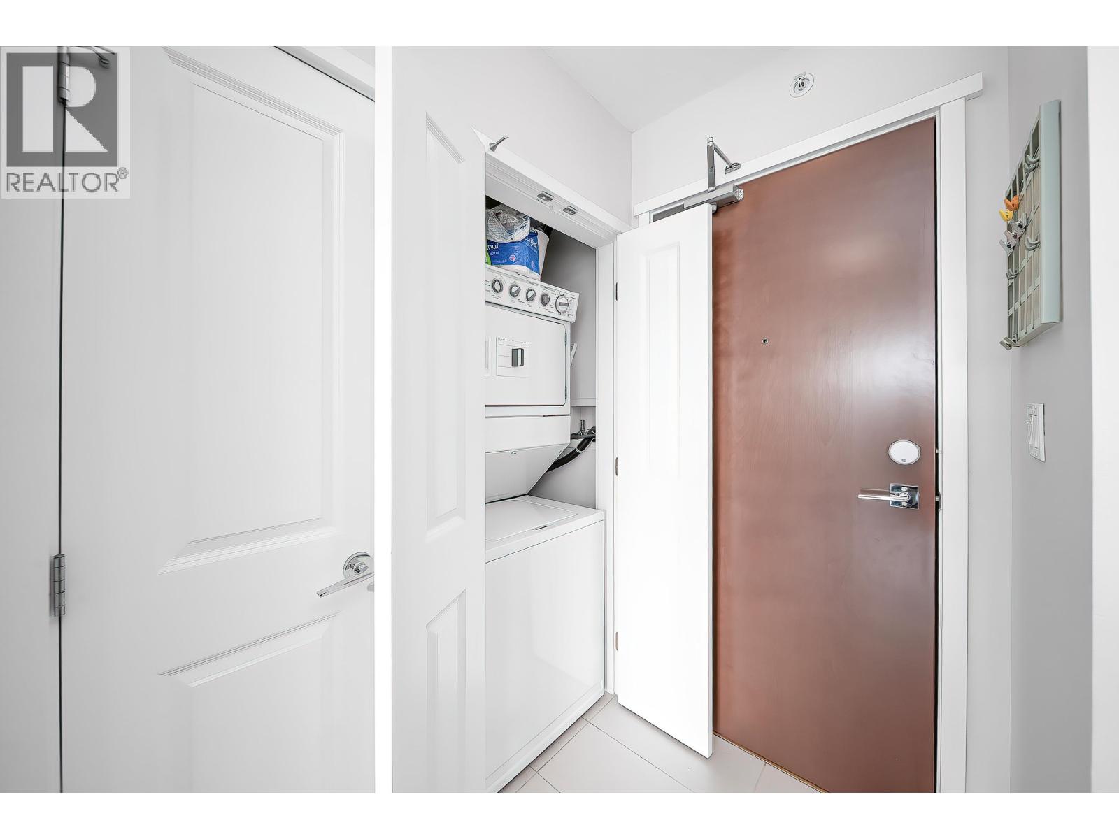 602 3102 Windsor Gate, Coquitlam, British Columbia  V3B 0J3 - Photo 28 - R3046579