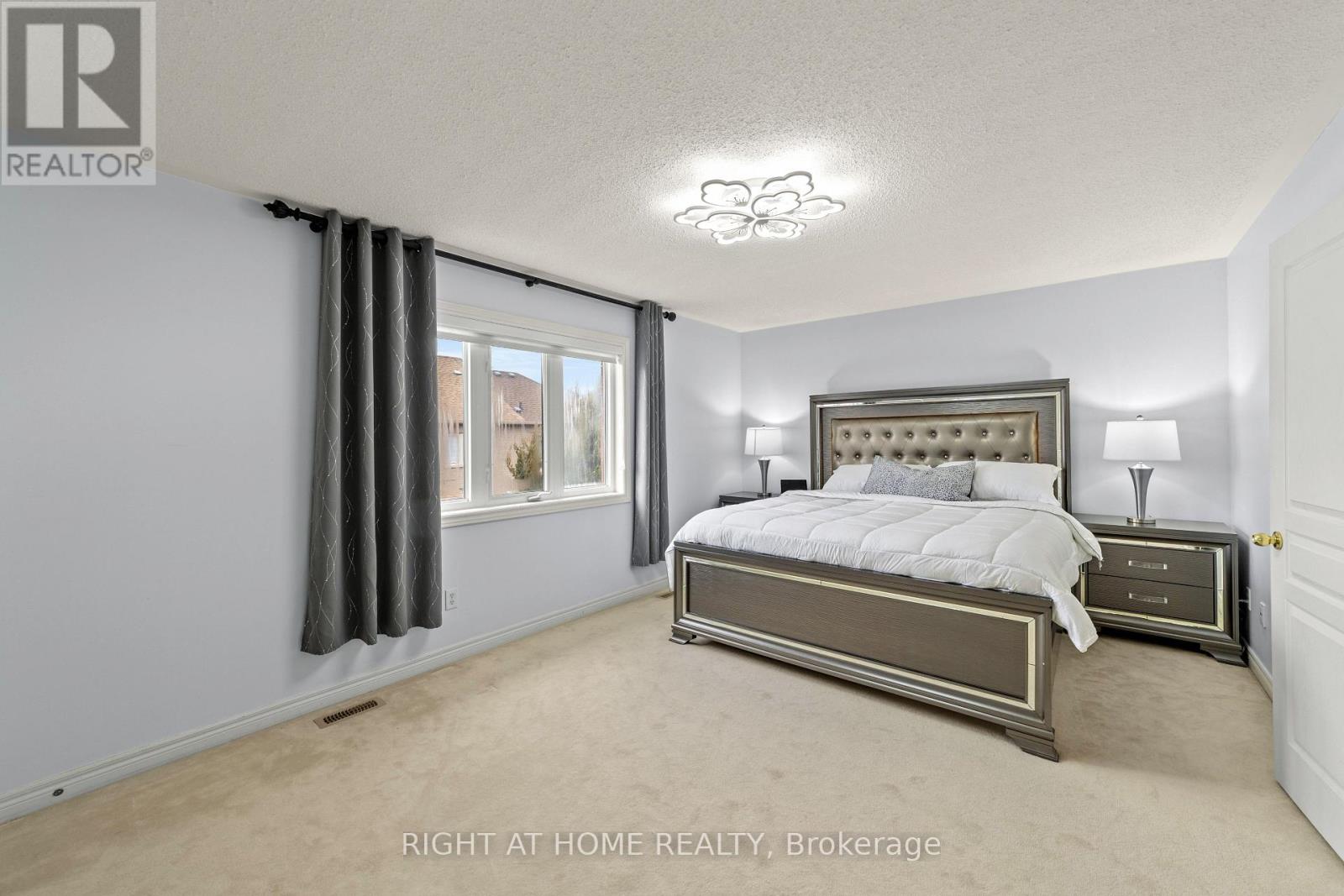 63 Chelton Drive, Richmond Hill (Oak Ridges), Ontario  L4E 4A8 - Photo 14 - N12417950