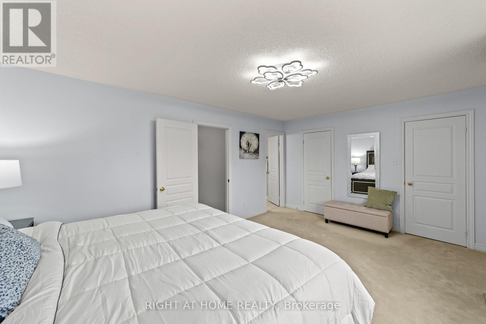 63 Chelton Drive, Richmond Hill (Oak Ridges), Ontario  L4E 4A8 - Photo 16 - N12417950