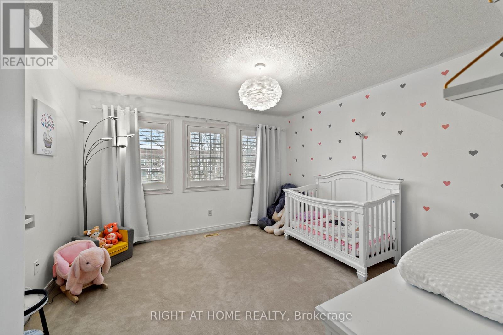 63 Chelton Drive, Richmond Hill (Oak Ridges), Ontario  L4E 4A8 - Photo 22 - N12417950
