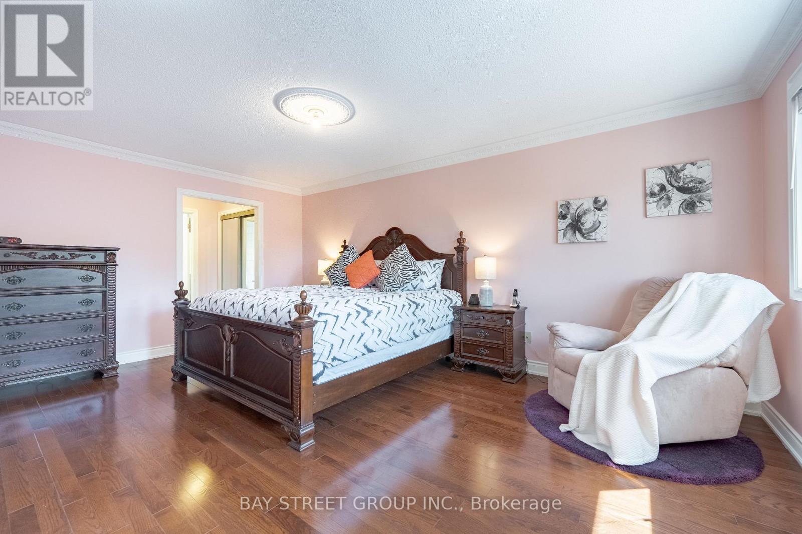 1394 Peartree Circle, Oakville, Ontario  L6M 2J1 - Photo 25 - W12417937
