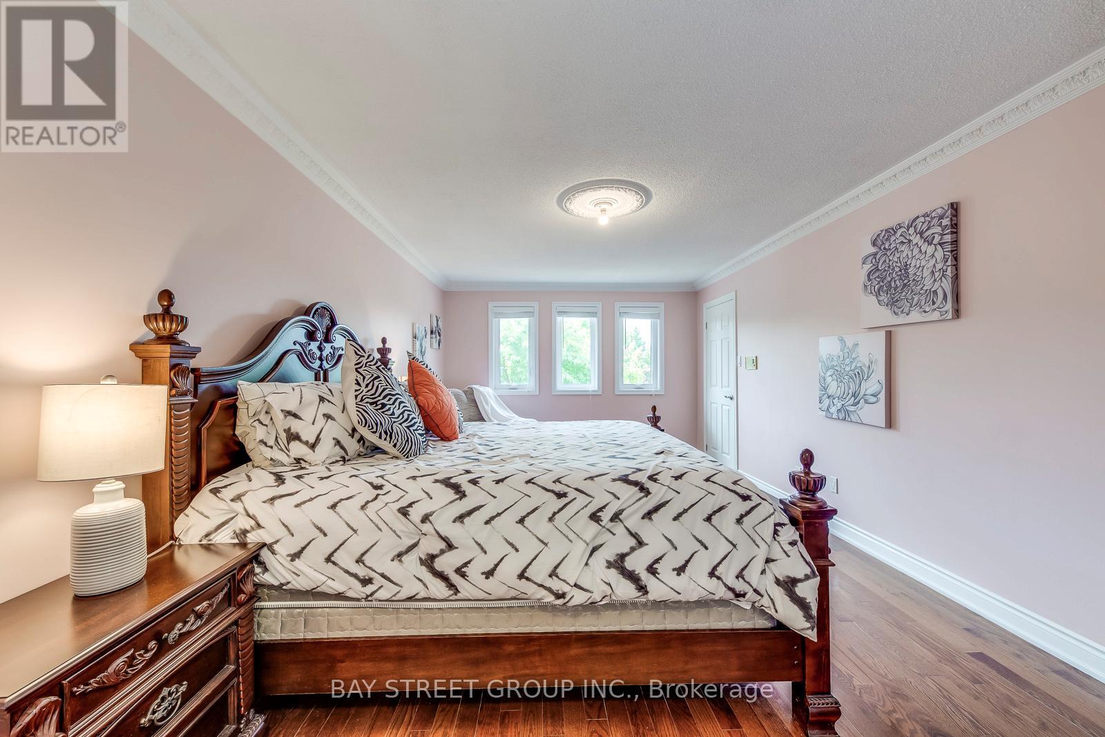 1394 Peartree Circle, Oakville, Ontario  L6M 2J1 - Photo 27 - W12417937