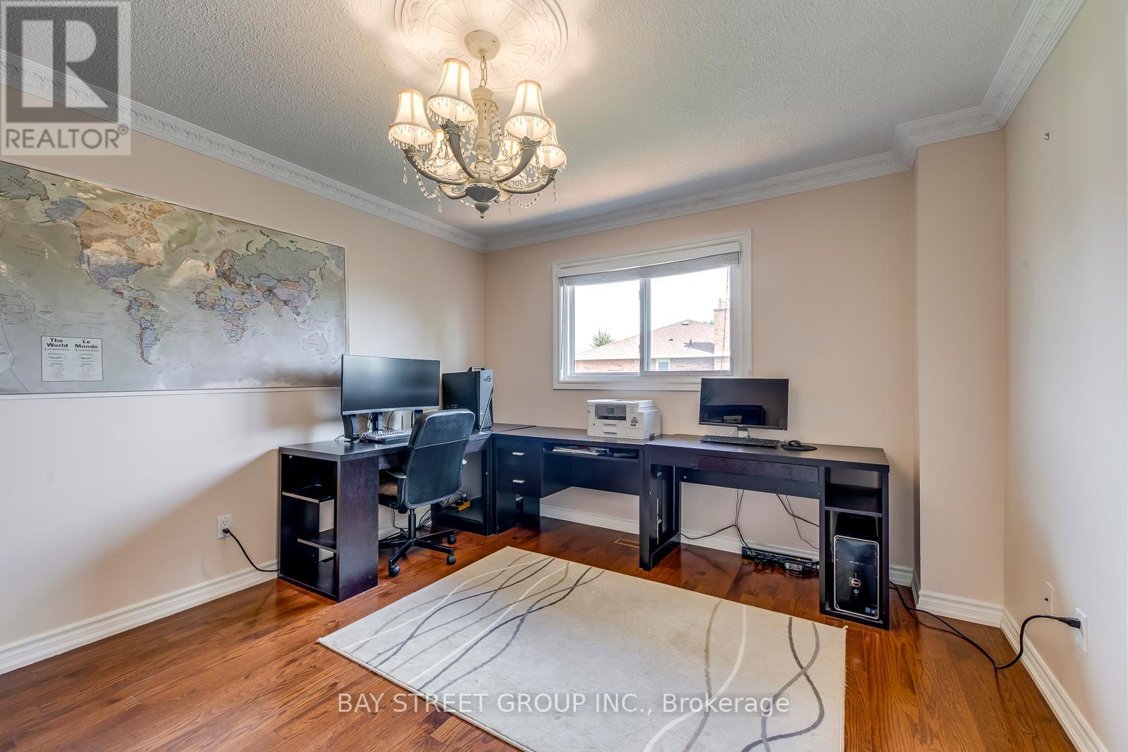 1394 Peartree Circle, Oakville, Ontario  L6M 2J1 - Photo 33 - W12417937