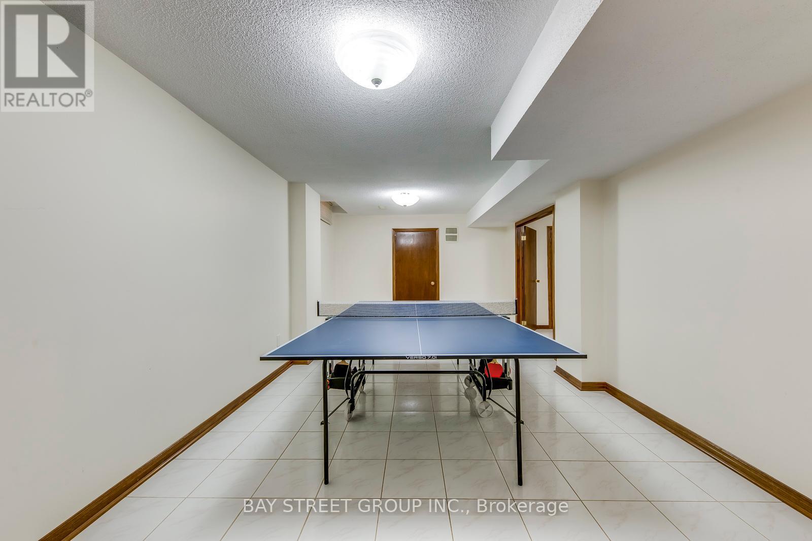 1394 Peartree Circle, Oakville, Ontario  L6M 2J1 - Photo 42 - W12417937