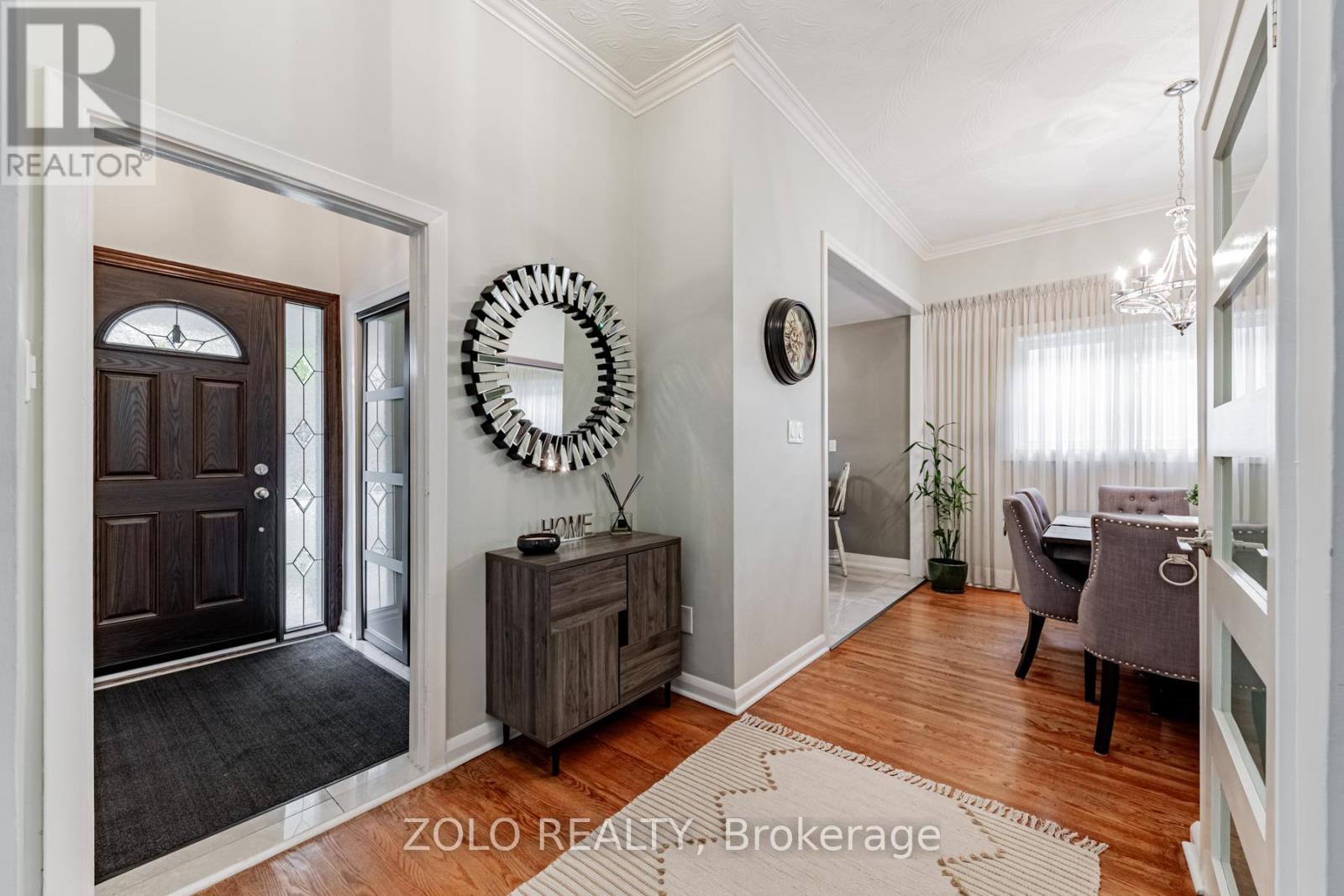 82 Riverhead Drive, Toronto, Ontario  M9W 4G7 - Photo 2 - W12417945
