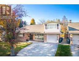 82 RIVERHEAD DRIVE, Toronto, Ontario