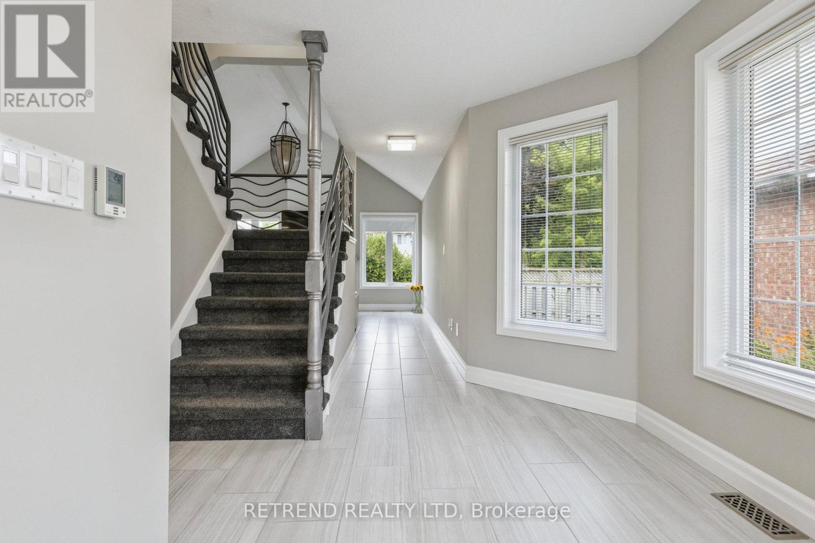134 Queen Charlotte Crescent, Kitchener, Ontario  N2E 3N7 - Photo 4 - X12417932