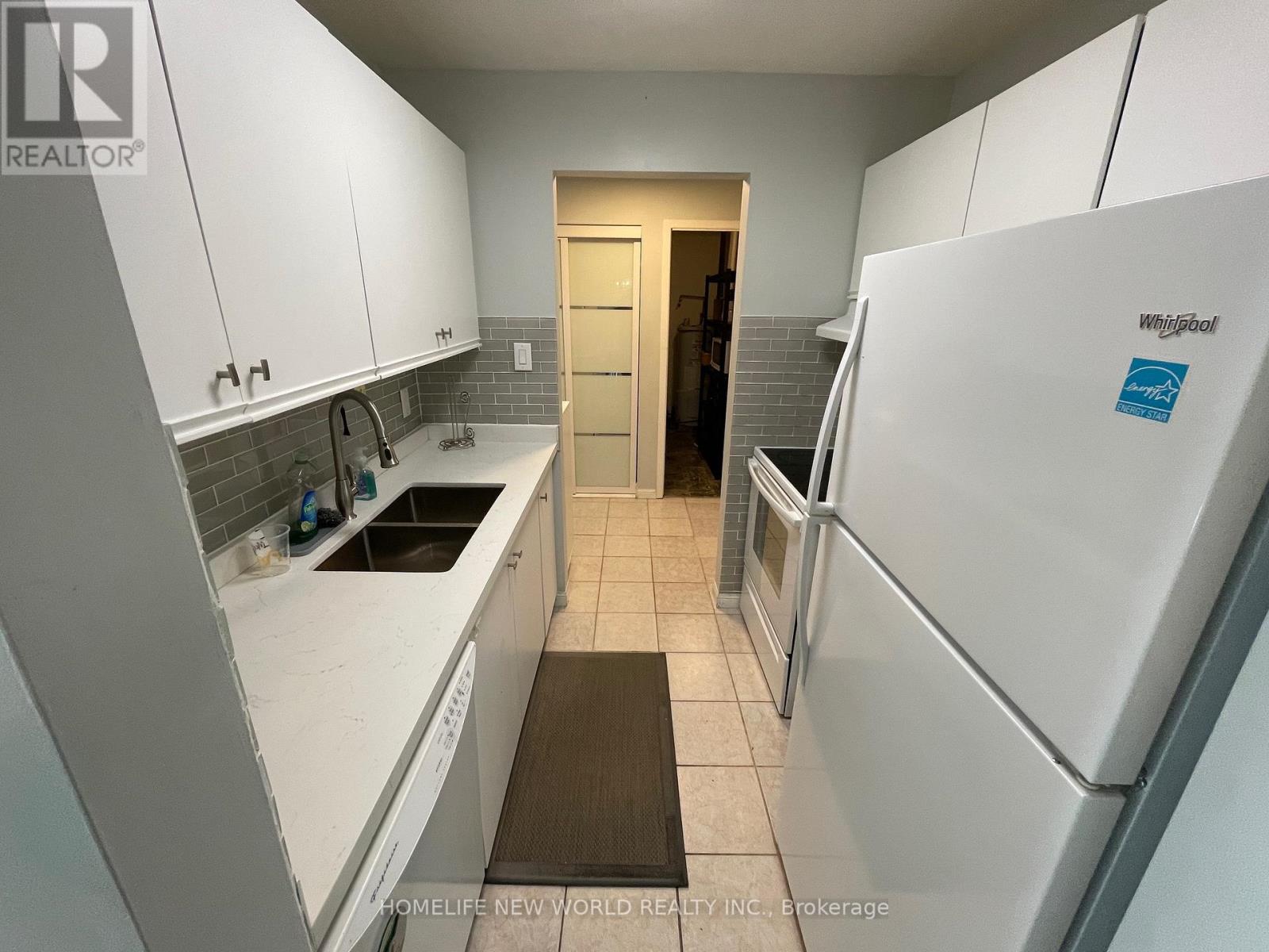 317 - 733 Deveron Crescent, London South, Ontario  N5Z 4X7 - Photo 14 - X12417938