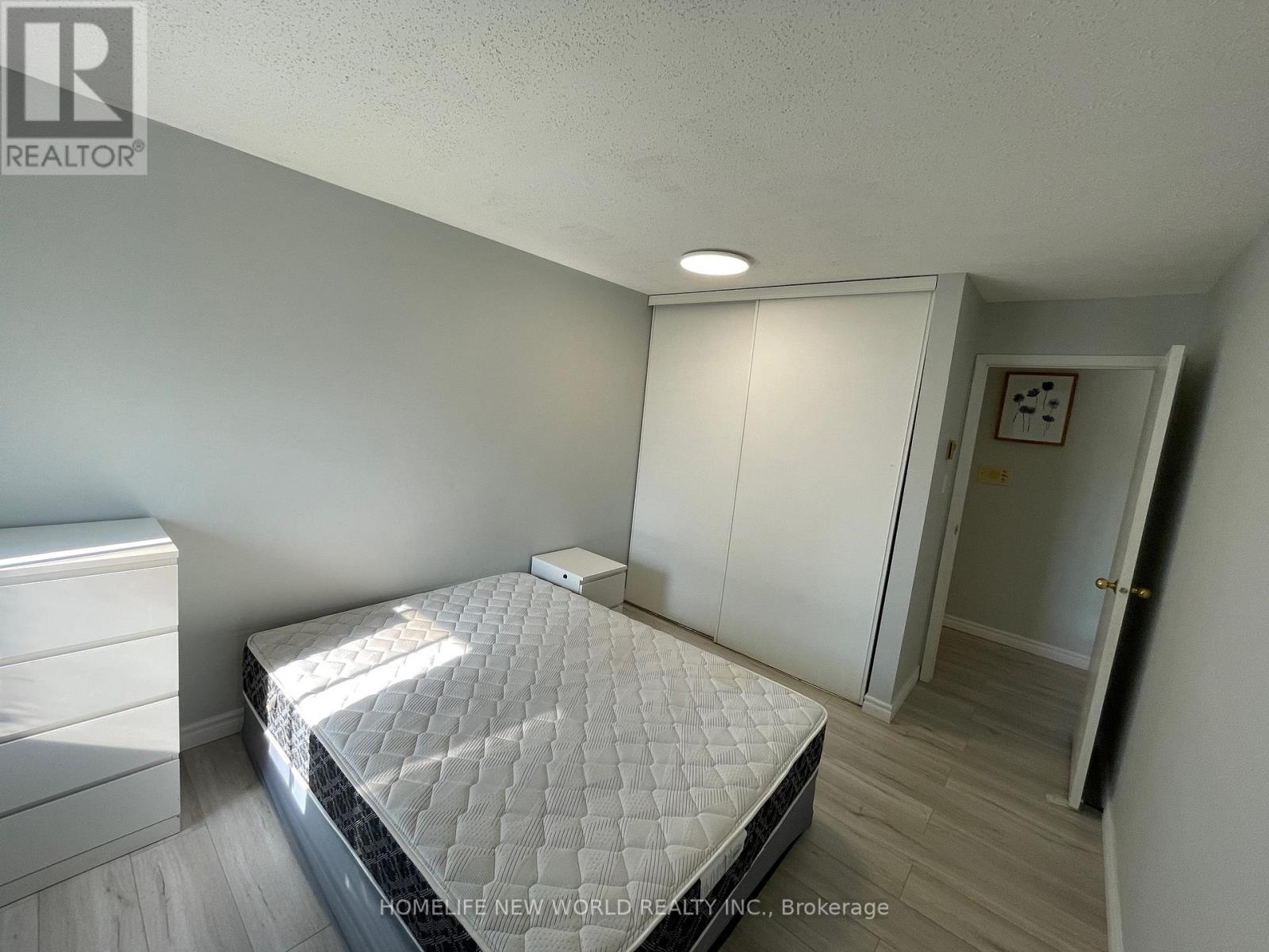 317 - 733 Deveron Crescent, London South, Ontario  N5Z 4X7 - Photo 29 - X12417938