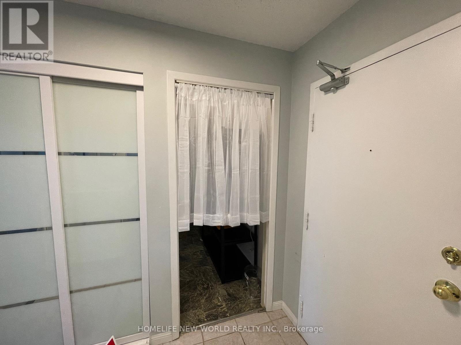317 - 733 Deveron Crescent, London South, Ontario  N5Z 4X7 - Photo 7 - X12417938