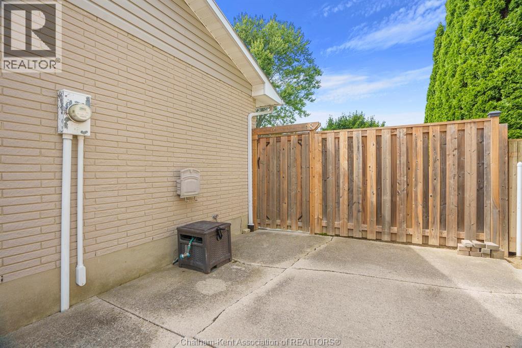 367 Mcnaughton Avenue West, Chatham, Ontario  N7L 1S1 - Photo 32 - 25024011