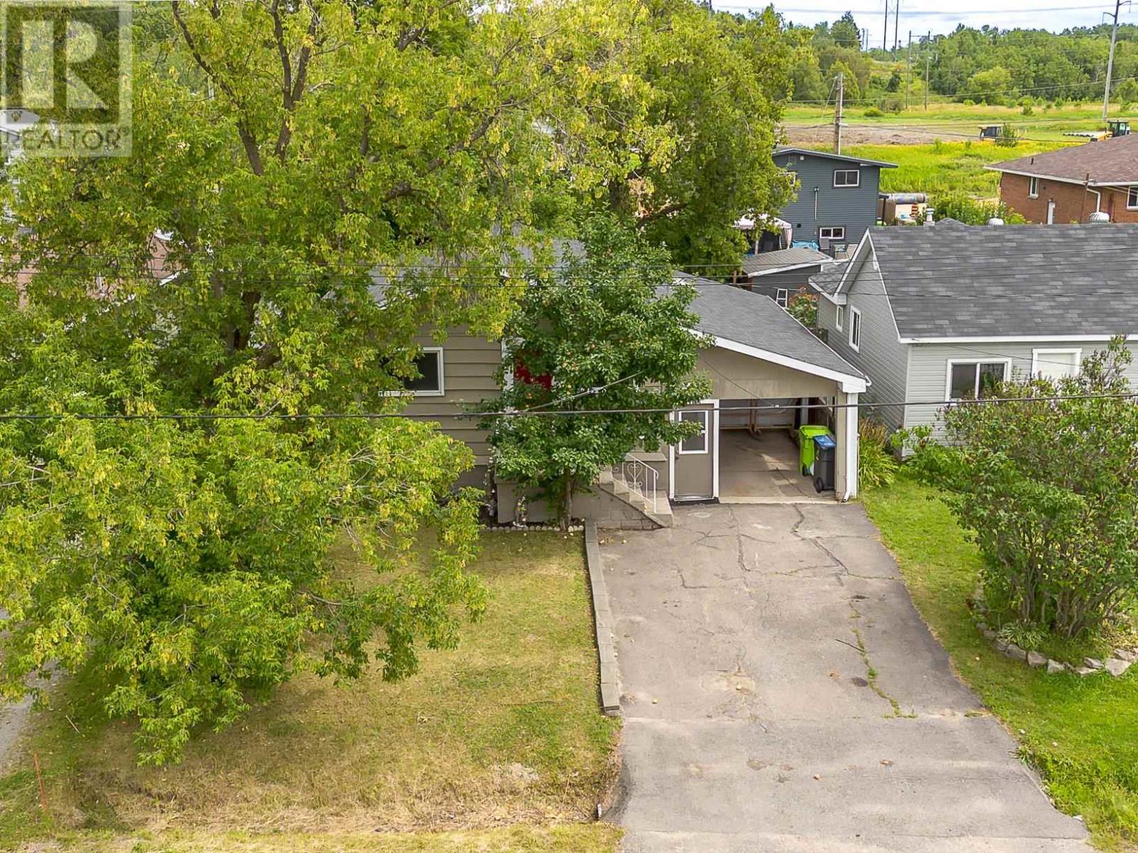 22 Lloyd St, Sault Ste. Marie, Ontario  P6C 3X8 - Photo 33 - SM252301