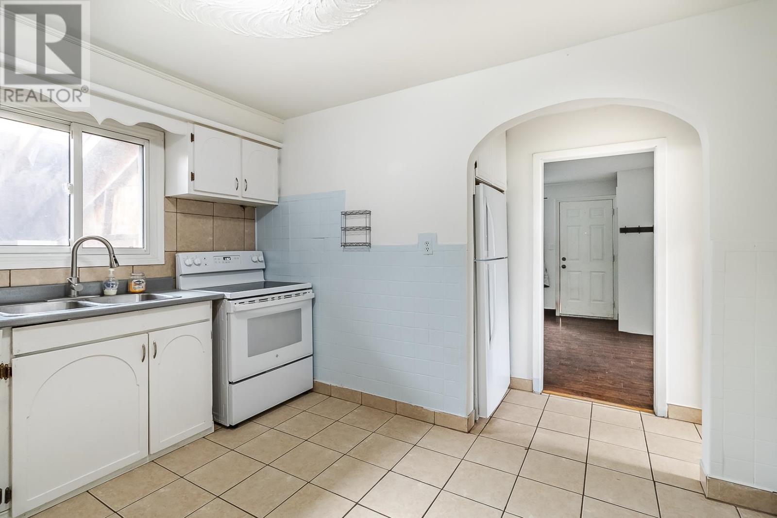 22 Lloyd St, Sault Ste. Marie, Ontario  P6C 3X8 - Photo 10 - SM252301
