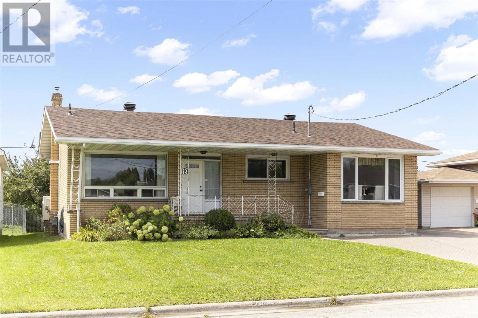 119 Prentice Ave, Sault Ste. Marie, Ontario  P6C 4P6 - Photo 32 - SM252562