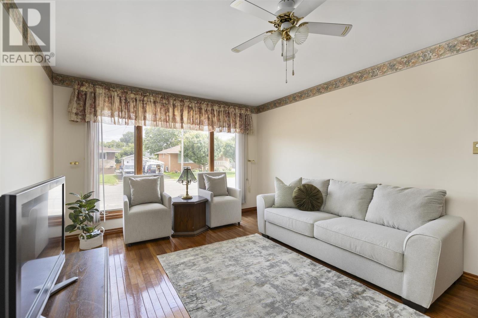 119 Prentice Ave, Sault Ste. Marie, Ontario  P6C 4P6 - Photo 4 - SM252562