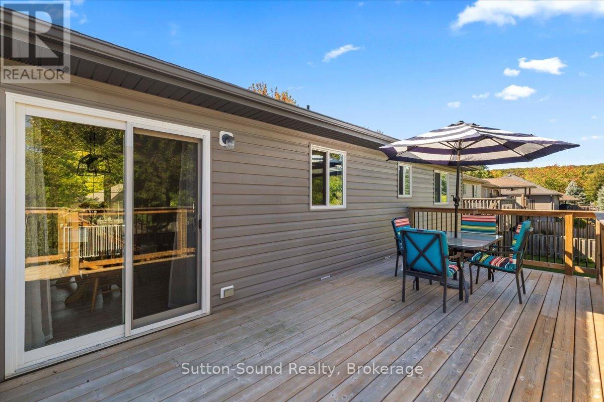 224 2nd Street W, Owen Sound, Ontario  N4K 0A6 - Photo 12 - X12417979