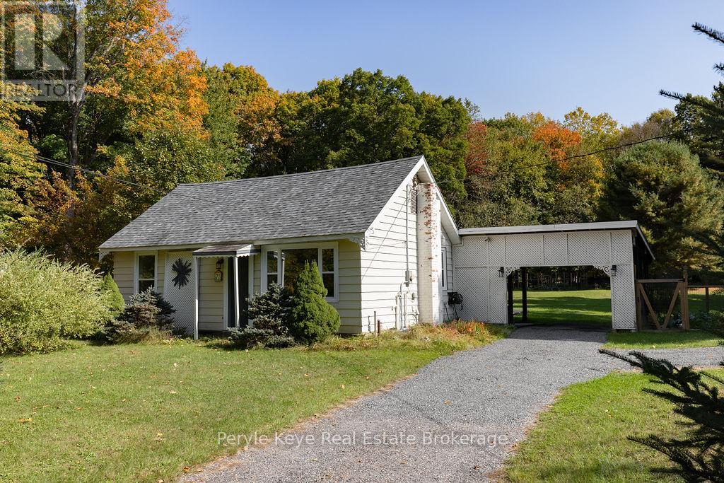 71 Deer Lake Road, Huntsville (Stephenson), Ontario  P0B 1L0 - Photo 10 - X12417986