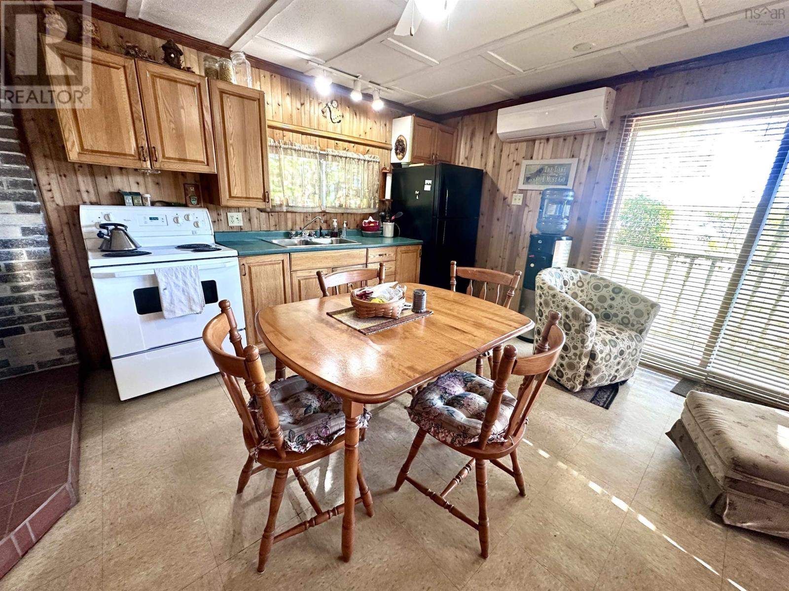 382 Grimms Cove Road, Parkdale, Nova Scotia  B0R 1A0 - Photo 4 - 202523808