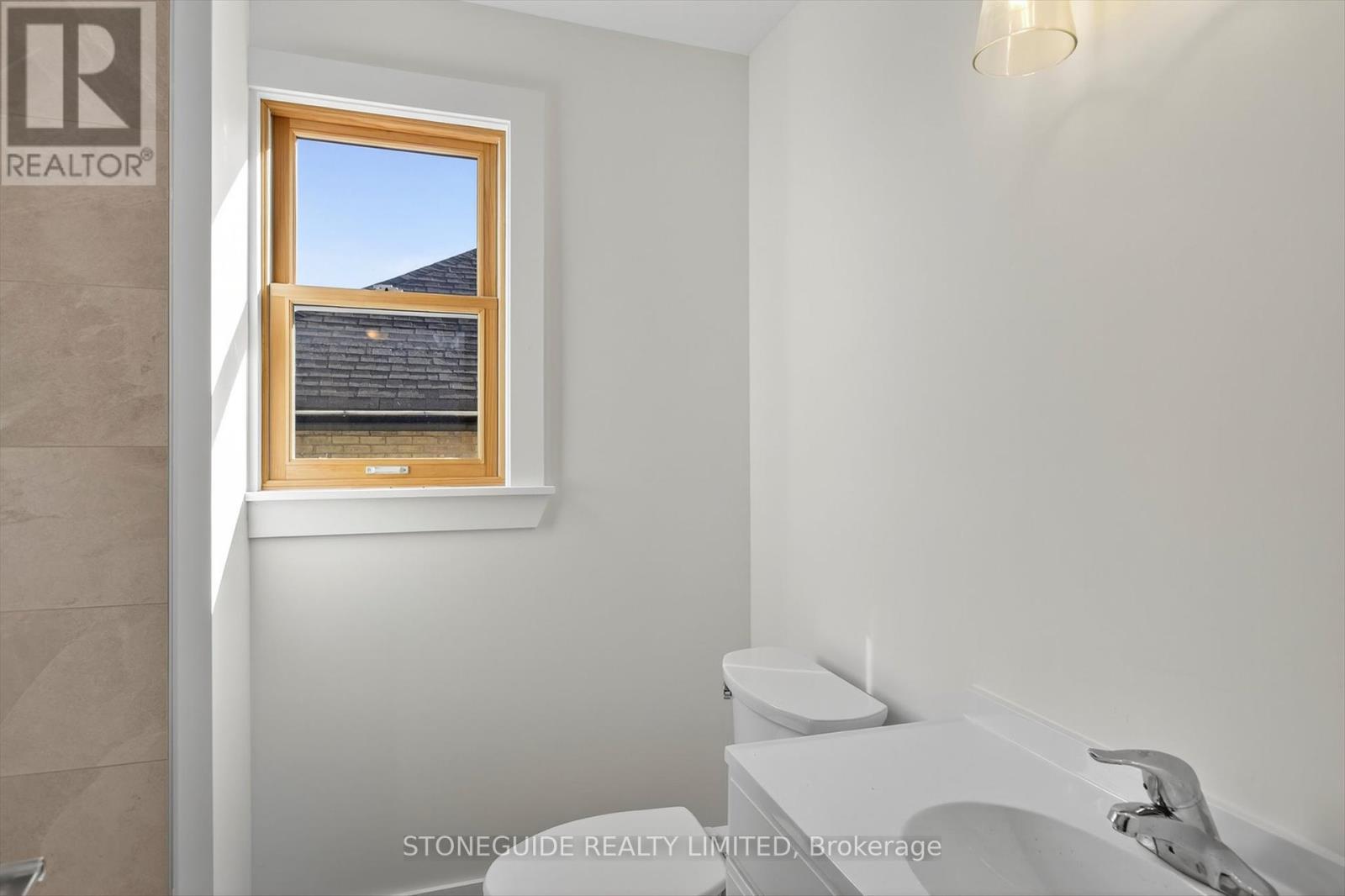 550 Bolivar Street, Peterborough, Ontario  K9J 4R8 - Photo 25 - X12417976