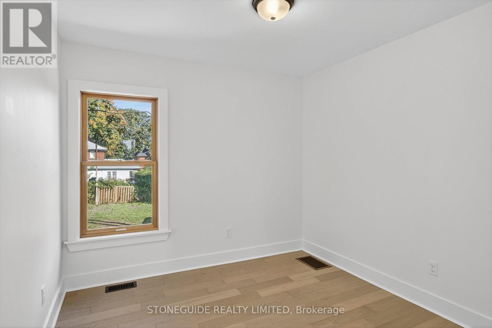 550 Bolivar Street, Peterborough, Ontario  K9J 4R8 - Photo 26 - X12417976