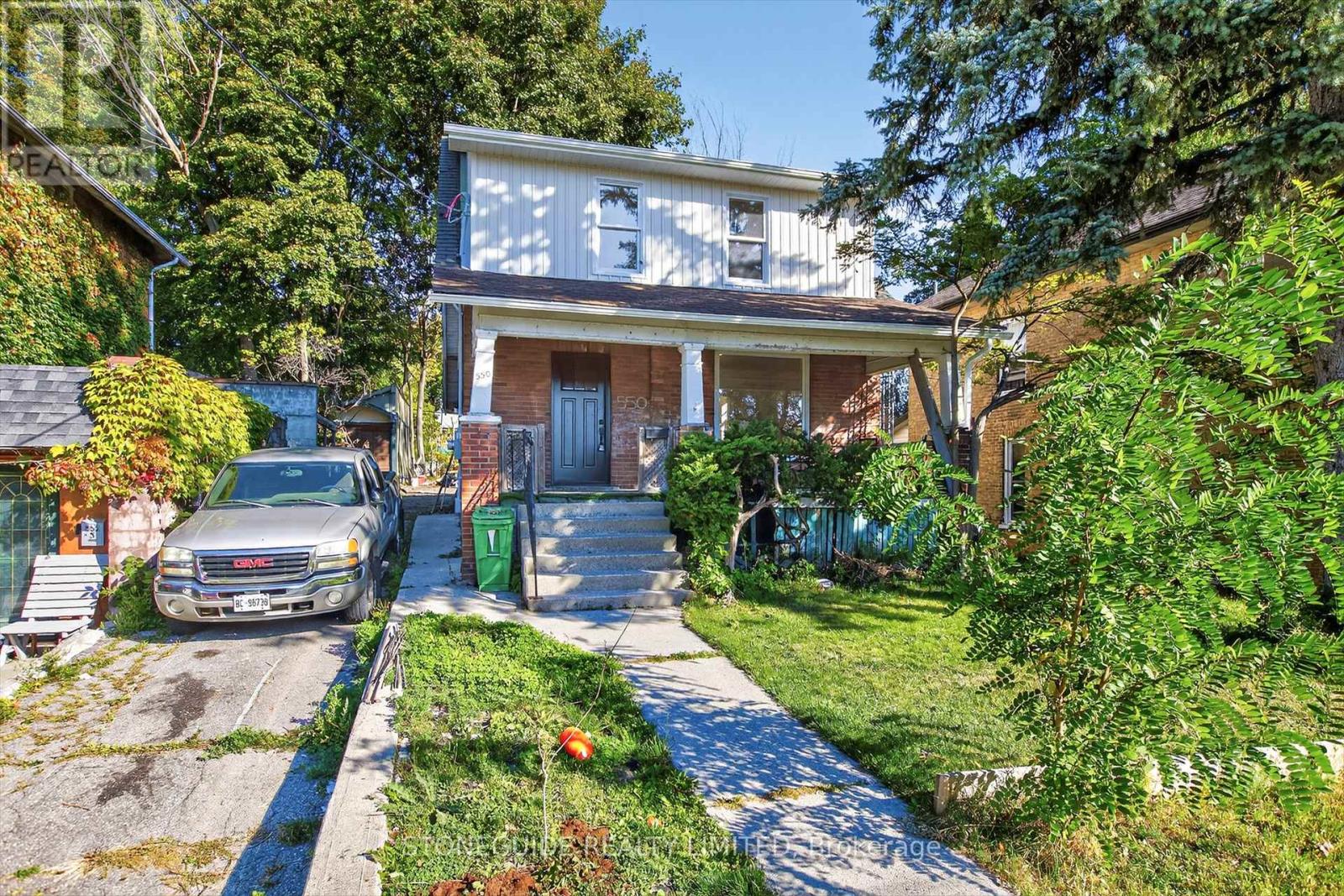 550 Bolivar Street, Peterborough, Ontario  K9J 4R8 - Photo 3 - X12417976