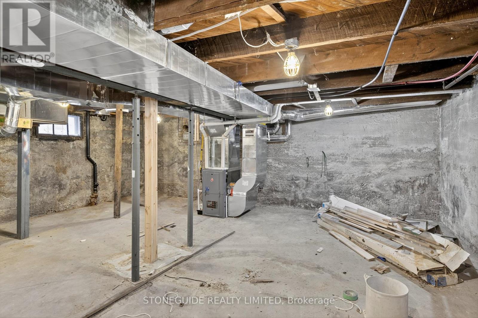 550 Bolivar Street, Peterborough, Ontario  K9J 4R8 - Photo 33 - X12417976