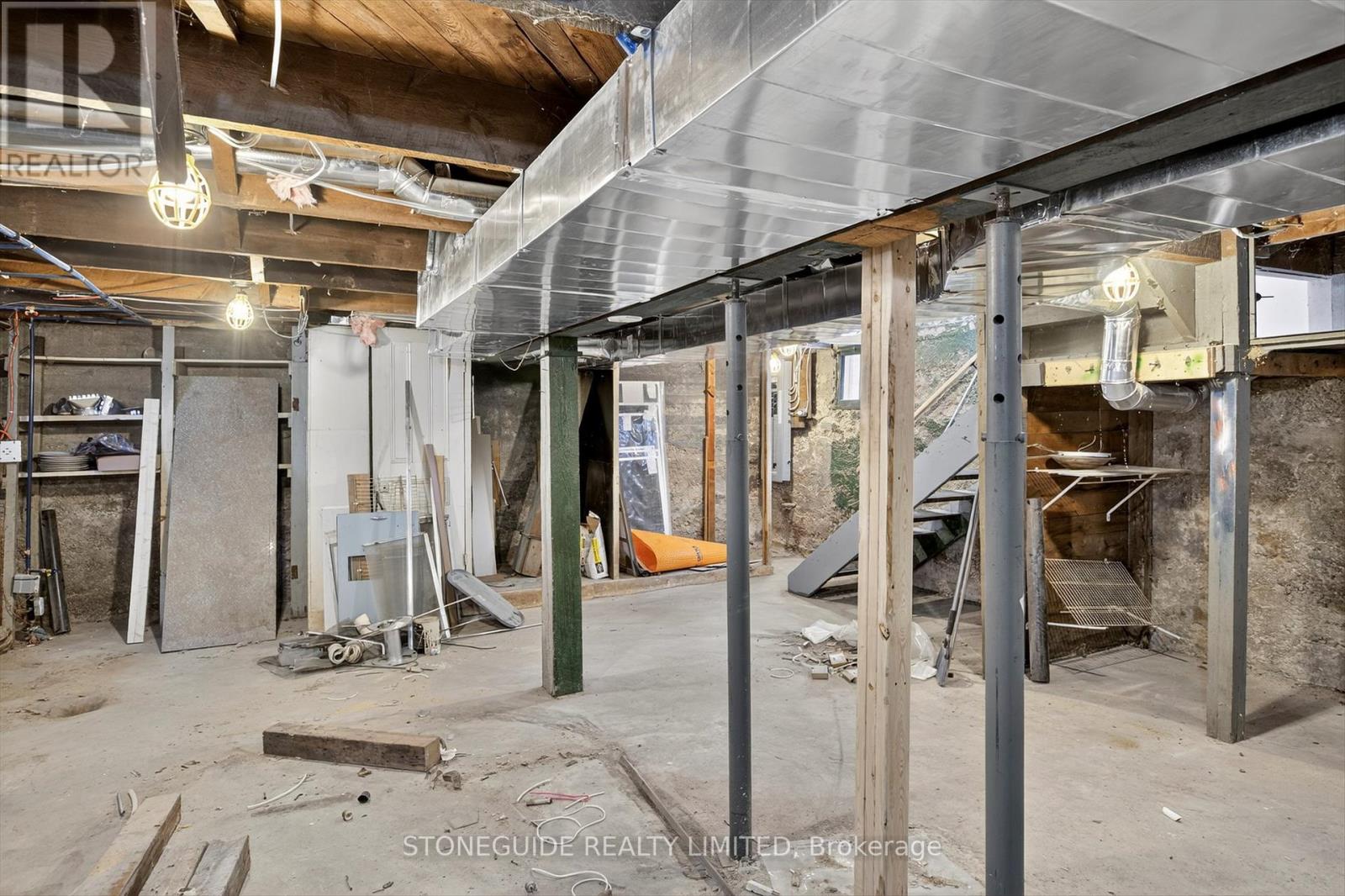 550 Bolivar Street, Peterborough, Ontario  K9J 4R8 - Photo 34 - X12417976