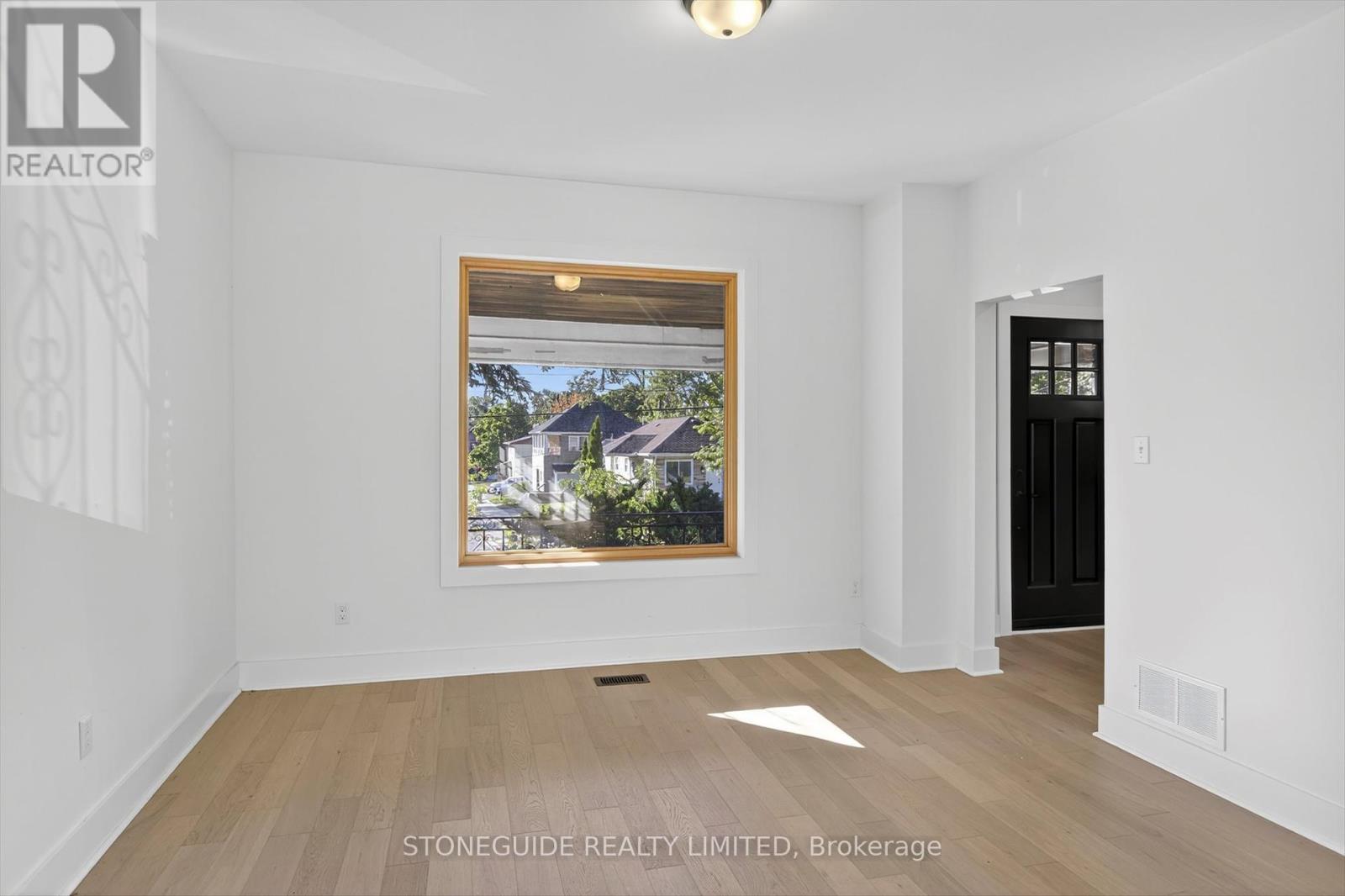 550 Bolivar Street, Peterborough, Ontario  K9J 4R8 - Photo 6 - X12417976