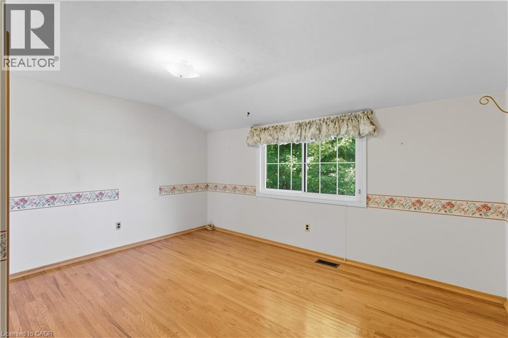 33 Goldfinch Road, Hamilton, Ontario  L9A 3W8 - Photo 27 - 40772097