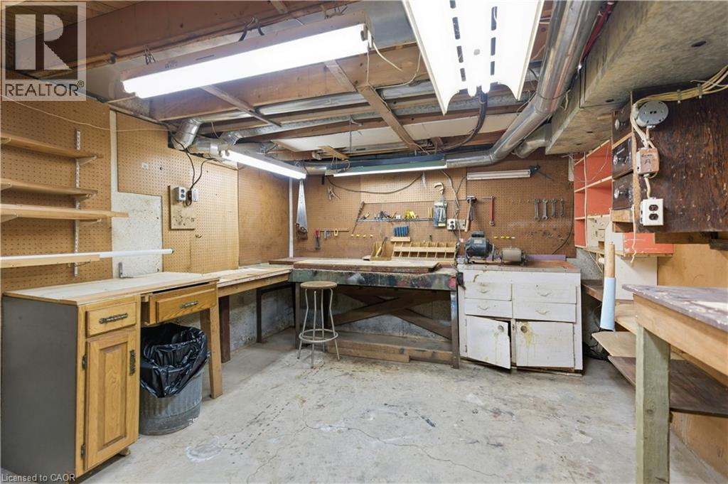 33 Goldfinch Road, Hamilton, Ontario  L9A 3W8 - Photo 38 - 40772097