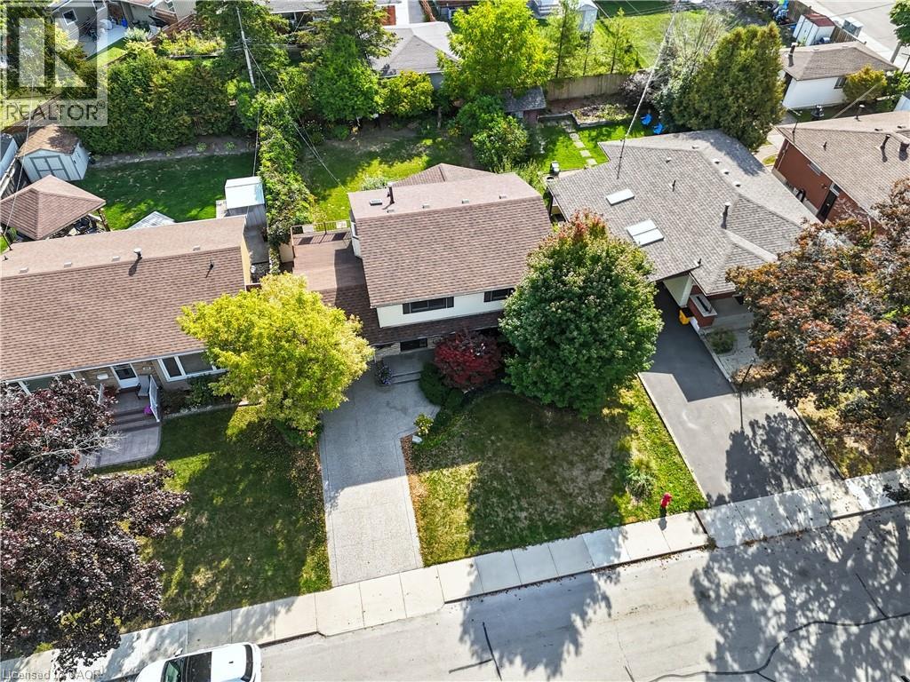 33 Goldfinch Road, Hamilton, Ontario  L9A 3W8 - Photo 44 - 40772097
