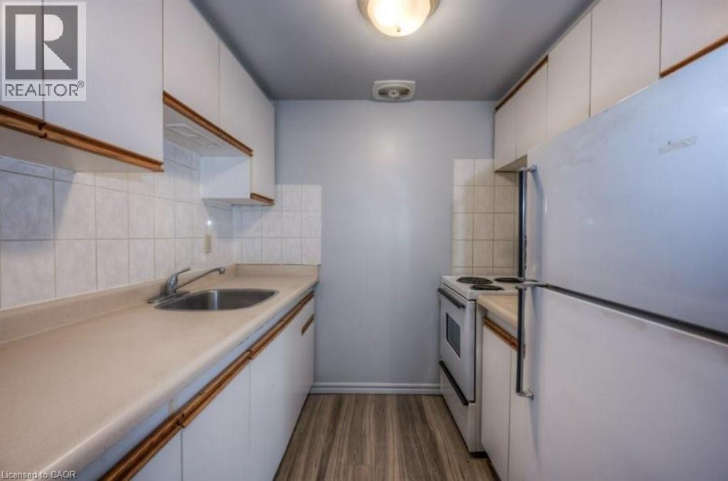 1200 Courtland Avenue E Unit# 42, Kitchener, Ontario  N2C 1K7 - Photo 7 - 40771917