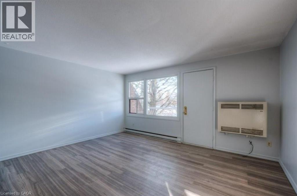 1200 Courtland Avenue E Unit# 42, Kitchener, Ontario  N2C 1K7 - Photo 5 - 40771917