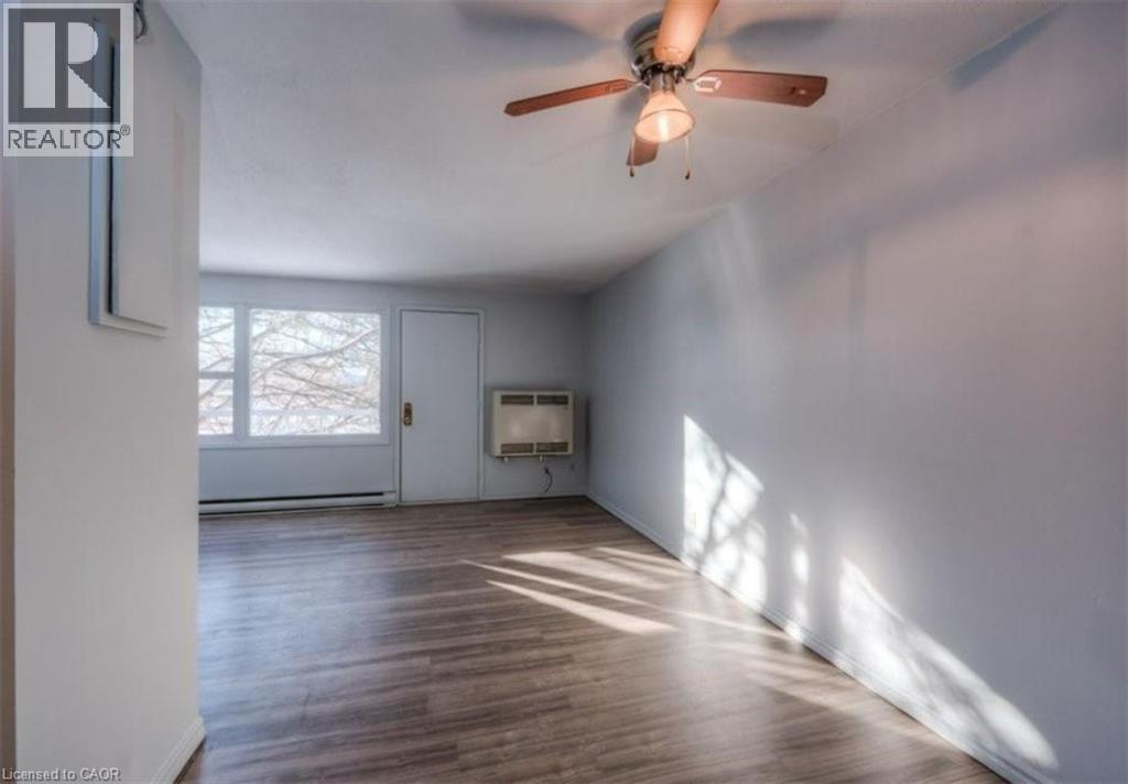 1200 Courtland Avenue E Unit# 42, Kitchener, Ontario  N2C 1K7 - Photo 4 - 40771917