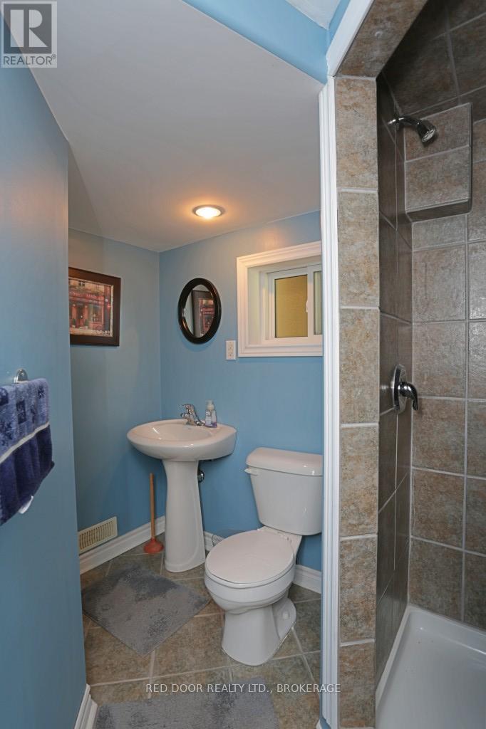 41 Luton Crescent, St. Thomas, Ontario  N5R 5J9 - Photo 35 - X12417965