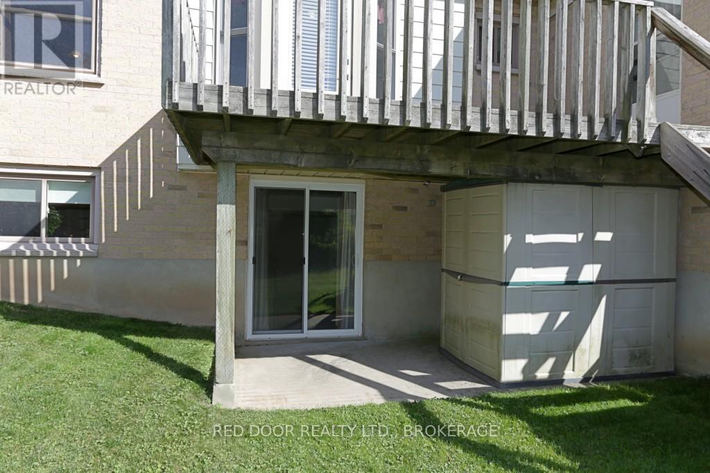 41 Luton Crescent, St. Thomas, Ontario  N5R 5J9 - Photo 44 - X12417965