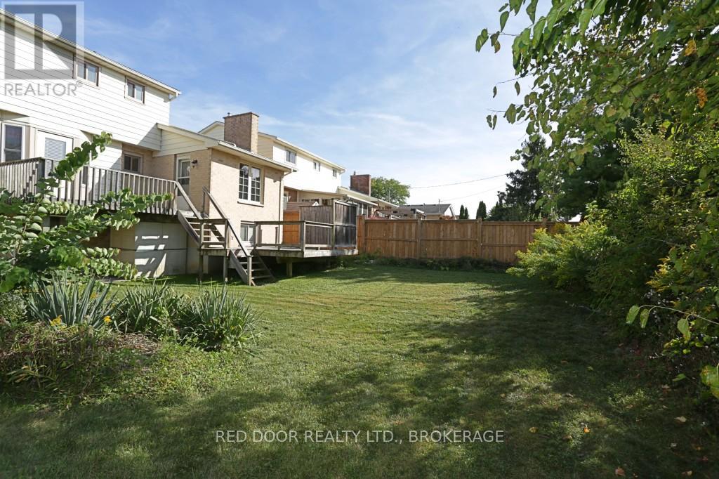 41 Luton Crescent, St. Thomas, Ontario  N5R 5J9 - Photo 47 - X12417965