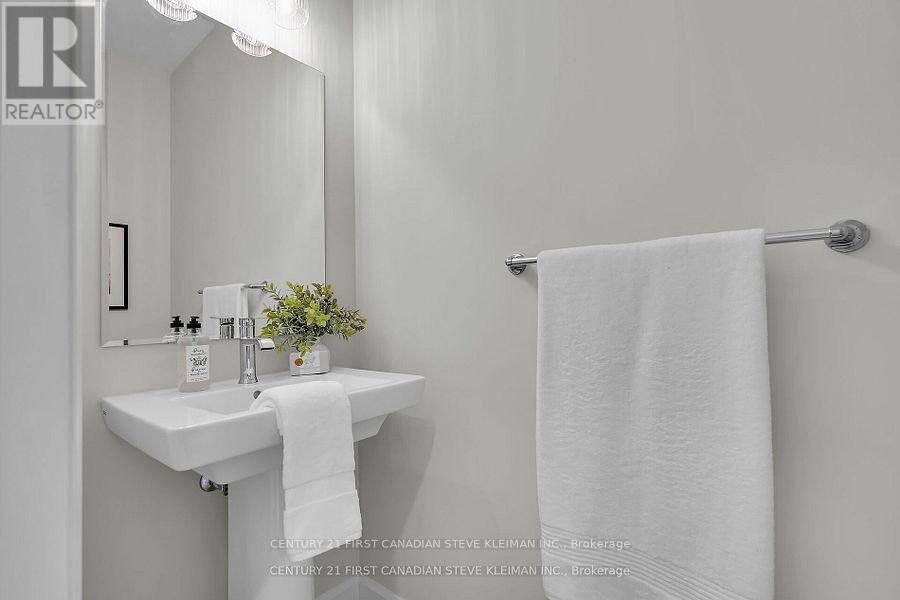 1327 Bush Hill Link, London North, Ontario  N6G 0X6 - Photo 17 - X12417972