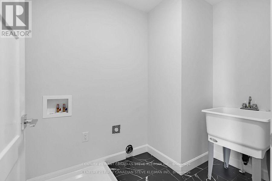1331 Bush Hill Link, London North, Ontario  N6G 0X6 - Photo 26 - X12417973