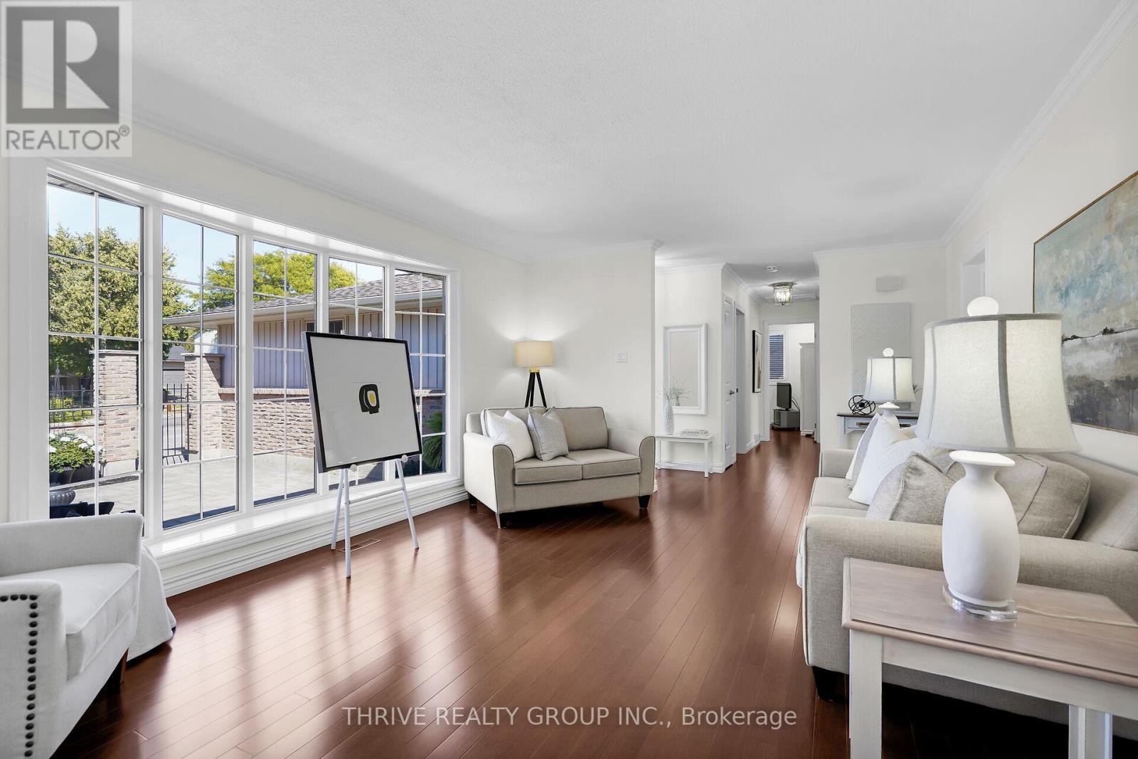 999 Farnham Road, London South, Ontario  N6K 1S3 - Photo 11 - X12417991