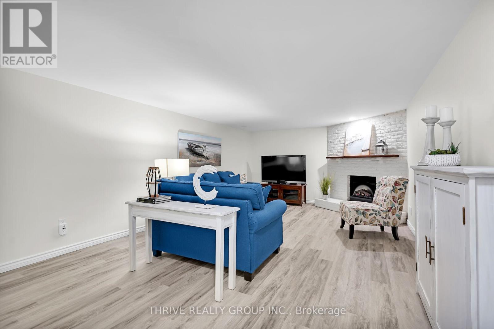 999 Farnham Road, London South, Ontario  N6K 1S3 - Photo 33 - X12417991