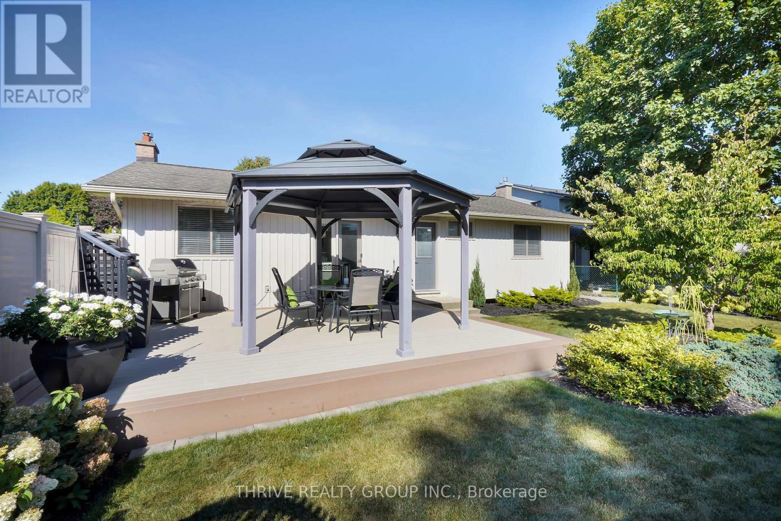 999 Farnham Road, London South, Ontario  N6K 1S3 - Photo 48 - X12417991