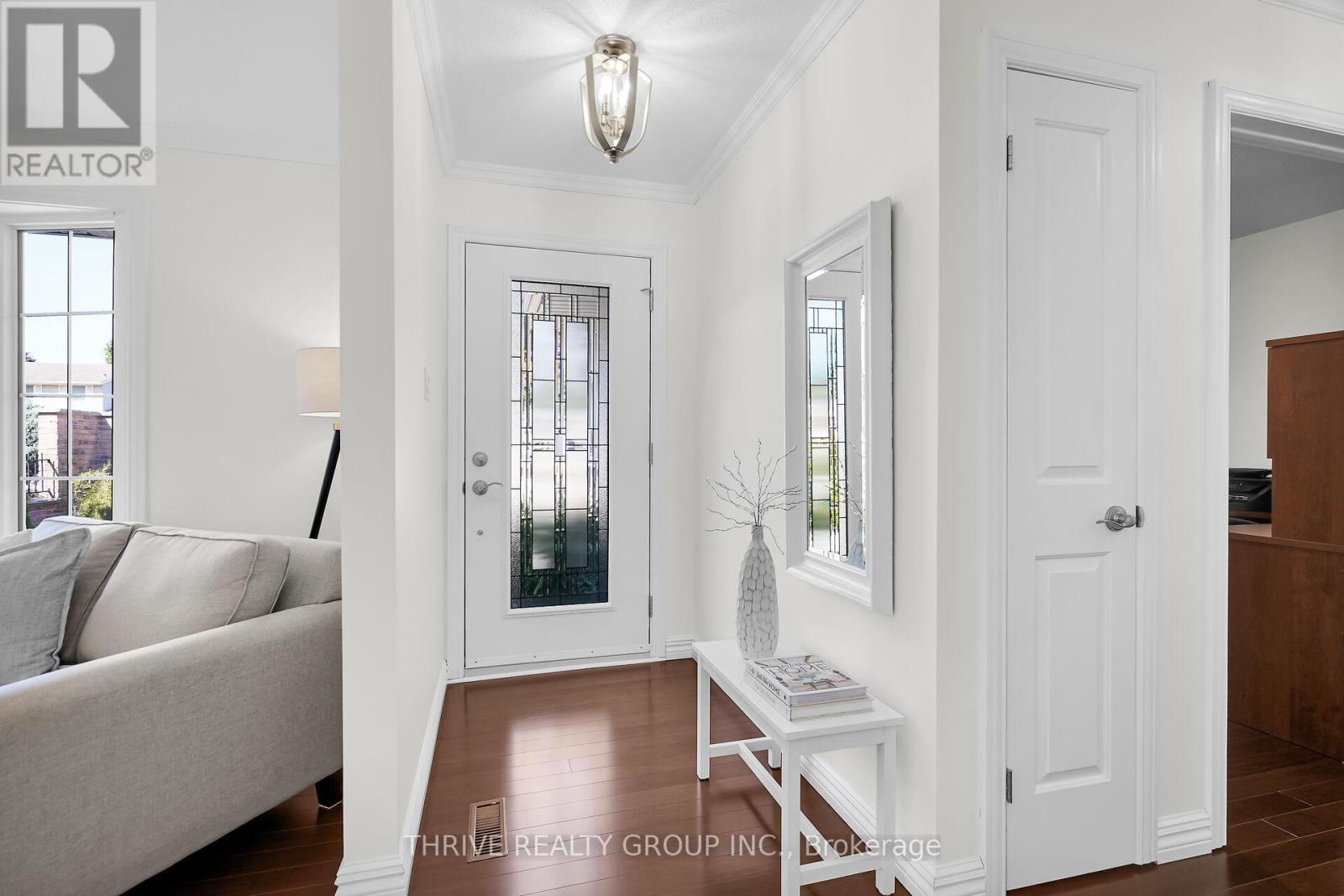 999 Farnham Road, London South, Ontario  N6K 1S3 - Photo 8 - X12417991