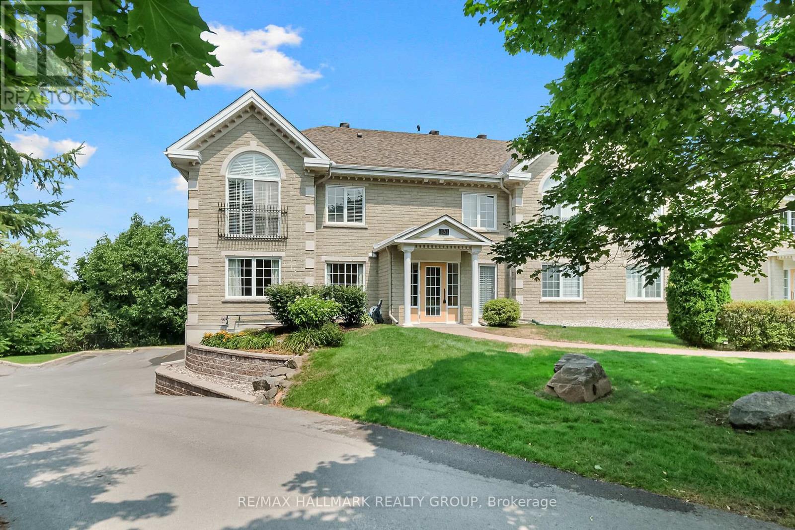 1a - 131 Robson Court, Ottawa, Ontario  K2K 2W1 - Photo 2 - X12417969