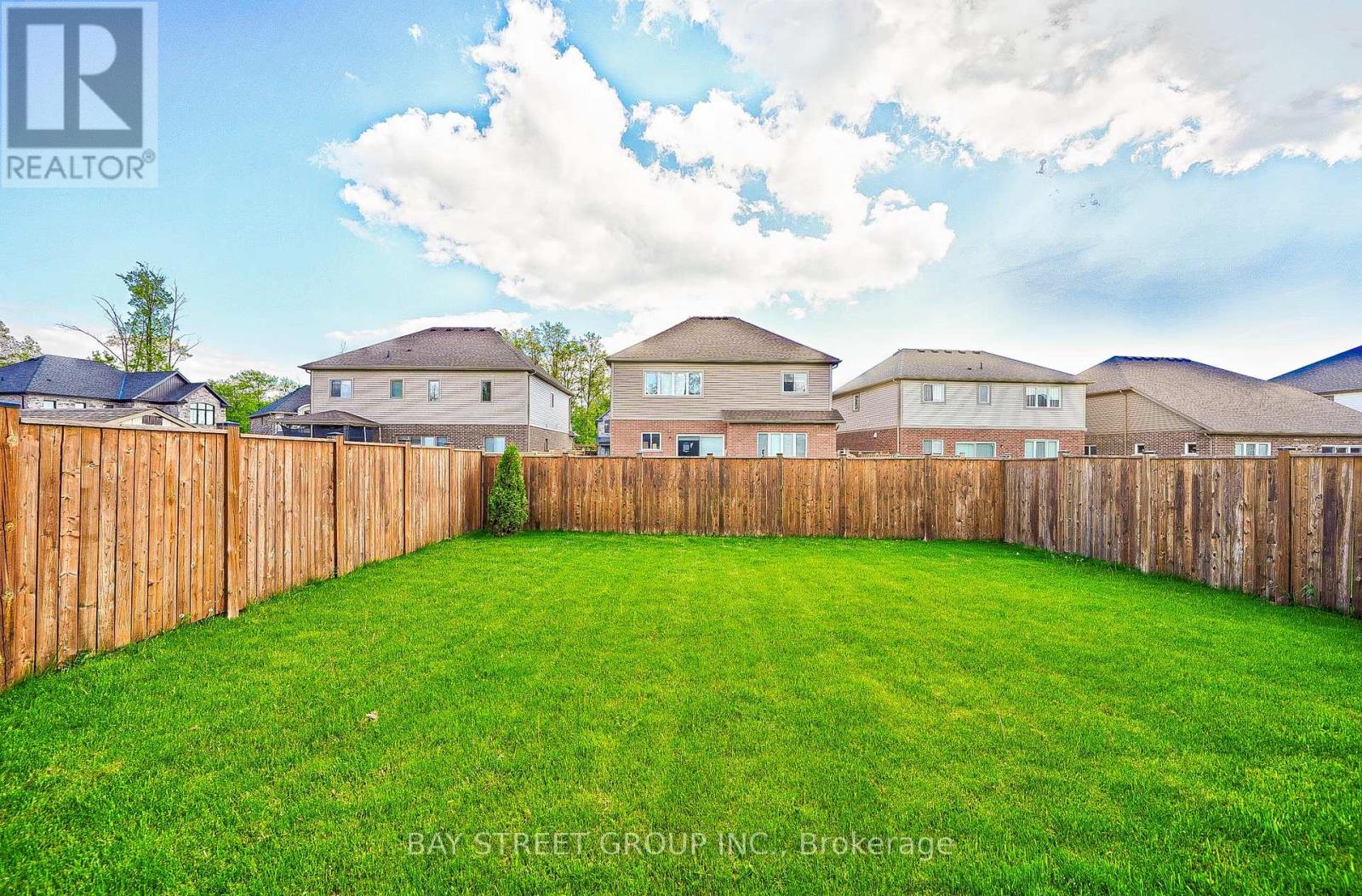7516 Lionshead Avenue, Niagara Falls, Ontario  L2G 0A7 - Photo 33 - X12417998