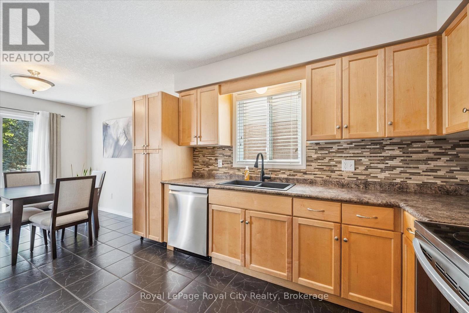 3 Warren Street N, Guelph (Grange Road), Ontario  N1E 7K4 - Photo 14 - X12418001